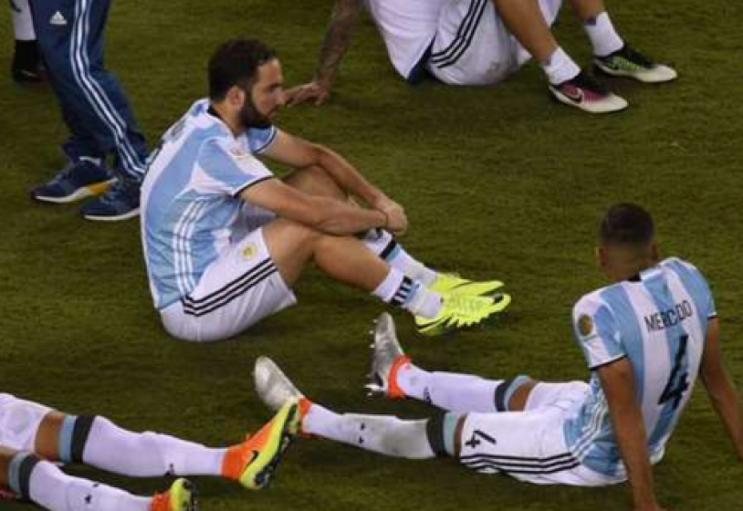 Coppa America, Argentina ko ai rigori: Higuain sotto accusa per un gol fallito